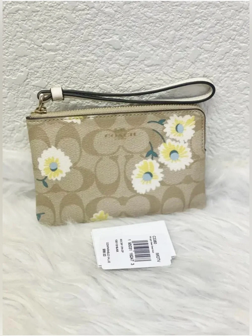 Coach Women's Signature Canvas Corner Zip Wristlet